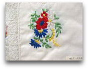 Embroidered Linen Set B